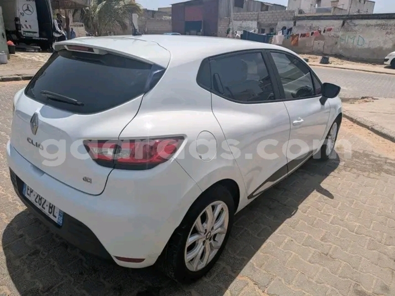 Big with watermark renault clio dakar dakar 31331