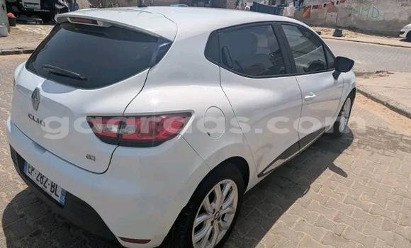 Dieundeu Occasion Renault Clio Blanc Auto in Dakar in Dakar Dieundeu Occasion Renault Clio Blanc Auto in Dakar in Dakar