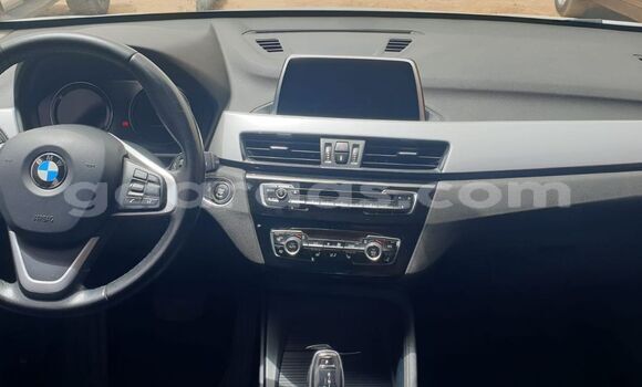 Acheter Neuf Voiture BMW X1 Blanc à Dakar, Dakar Acheter Neuf Voiture BMW X1 Blanc à Dakar, Dakar