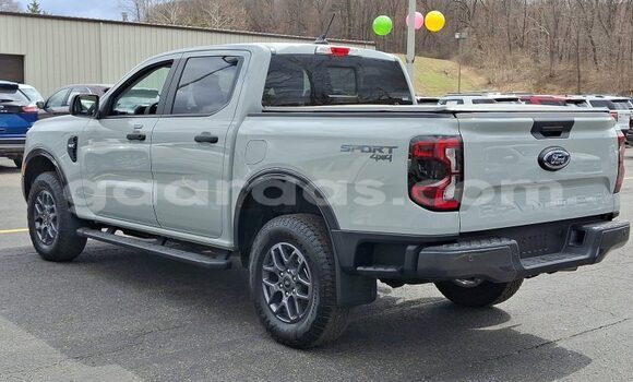 Dieundeu Occasion Ford Ranger White Auto in Dakar in Dakar Dieundeu Occasion Ford Ranger White Auto in Dakar in Dakar