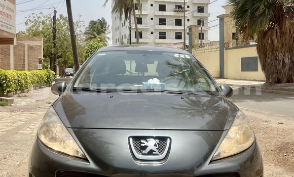 Acheter Neuf Voiture Peugeot 207 Gris à Dakar, Dakar Acheter Neuf Voiture Peugeot 207 Gris à Dakar, Dakar