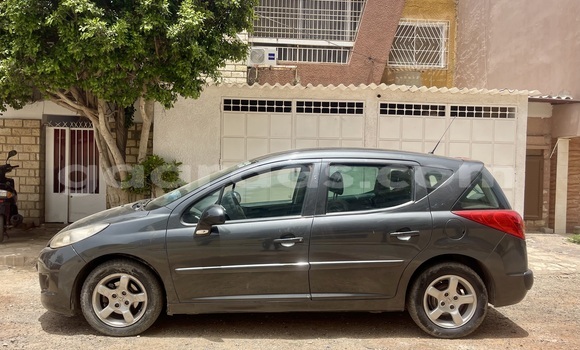 Buy New Peugeot 207 Silver Car in Dakar in Dakar Buy New Peugeot 207 Silver Car in Dakar in Dakar