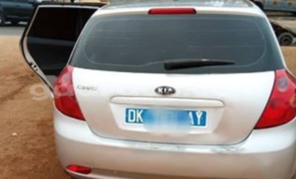 Dieundeu Occasion Kia Cee'd Silver Auto in Dakar in Dakar Dieundeu Occasion Kia Cee'd Silver Auto in Dakar in Dakar
