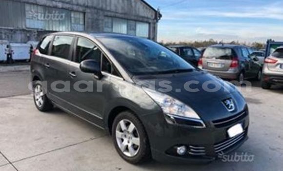 Dieundeu Occasion Peugeot 5008 Black Auto in Dakar in Dakar Dieundeu Occasion Peugeot 5008 Black Auto in Dakar in Dakar