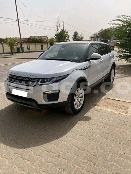 Big with watermark range rover evoque dakar dakar 32070