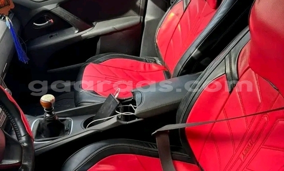 Acheter Occasion Voiture Toyota Avensis Blanc à Dakar, Dakar