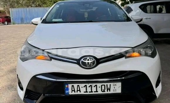Acheter Occasion Voiture Toyota Avensis Blanc à Dakar, Dakar Acheter Occasion Voiture Toyota Avensis Blanc à Dakar, Dakar