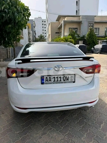 Big with watermark toyota avensis dakar dakar 32085