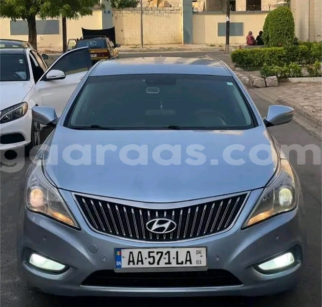 Big with watermark hyundai grandeur dakar dakar 32092