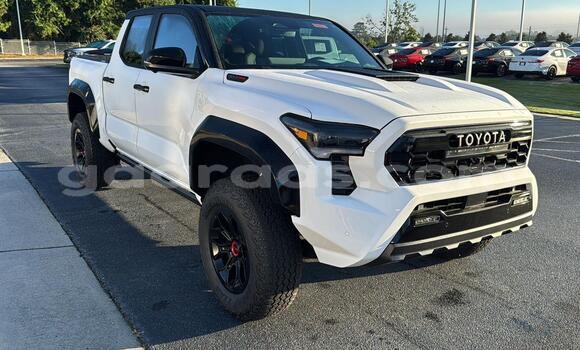 Acheter Occasion Voiture Toyota Tacoma Blanc à Dakar, Dakar Acheter Occasion Voiture Toyota Tacoma Blanc à Dakar, Dakar