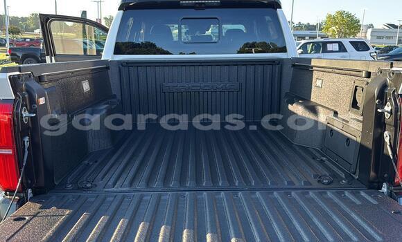 Acheter Occasion Voiture Toyota Tacoma Blanc à Dakar, Dakar Acheter Occasion Voiture Toyota Tacoma Blanc à Dakar, Dakar