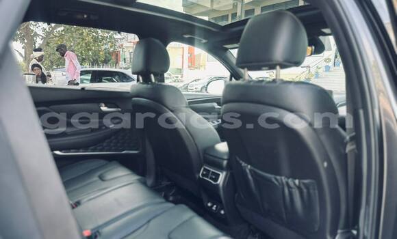 Buy Used Hyundai Santa Fe Black Car in Dakar in Dakar Buy Used Hyundai Santa Fe Black Car in Dakar in Dakar