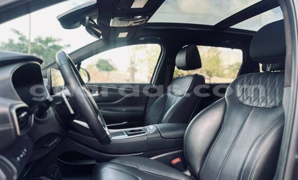 Buy Used Hyundai Santa Fe Black Car in Dakar in Dakar Buy Used Hyundai Santa Fe Black Car in Dakar in Dakar