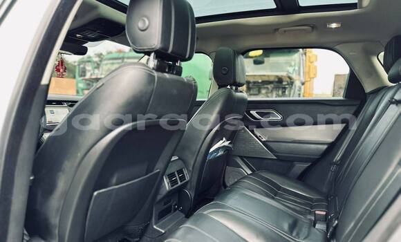 Buy Used Land Rover Range Rover Velar White Car in Dakar in Dakar Buy Used Land Rover Range Rover Velar White Car in Dakar in Dakar