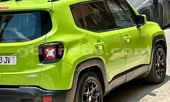 Buy Used Jeep Renegade Green Car in Dakar in Dakar Buy Used Jeep Renegade Green Car in Dakar in Dakar