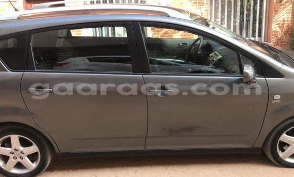 Buy Used Toyota Corolla Verso Silver Car in Dakar in Dakar Buy Used Toyota Corolla Verso Silver Car in Dakar in Dakar