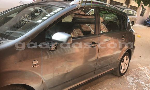 Buy Used Toyota Corolla Verso Silver Car in Dakar in Dakar Buy Used Toyota Corolla Verso Silver Car in Dakar in Dakar