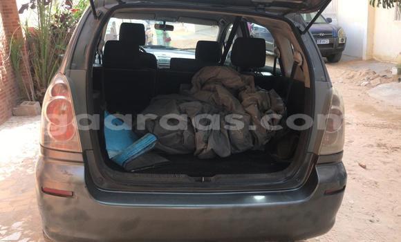 Buy Used Toyota Corolla Verso Silver Car in Dakar in Dakar Buy Used Toyota Corolla Verso Silver Car in Dakar in Dakar