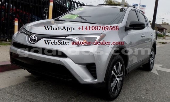 Acheter Occasion Voiture Toyota RAV4 Autre à Dakar, Dakar Acheter Occasion Voiture Toyota RAV4 Autre à Dakar, Dakar