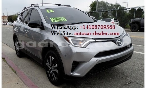 Acheter Occasion Voiture Toyota RAV4 Autre à Dakar, Dakar Acheter Occasion Voiture Toyota RAV4 Autre à Dakar, Dakar