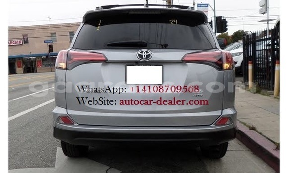 Acheter Occasion Voiture Toyota RAV4 Autre à Dakar, Dakar Acheter Occasion Voiture Toyota RAV4 Autre à Dakar, Dakar