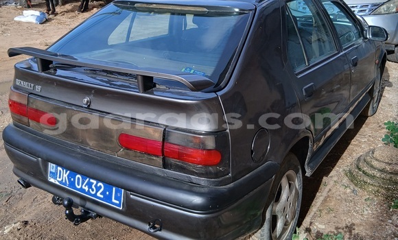 Dieundeu Occasion Renault 19 Gray Auto in Dakar in Dakar Dieundeu Occasion Renault 19 Gray Auto in Dakar in Dakar