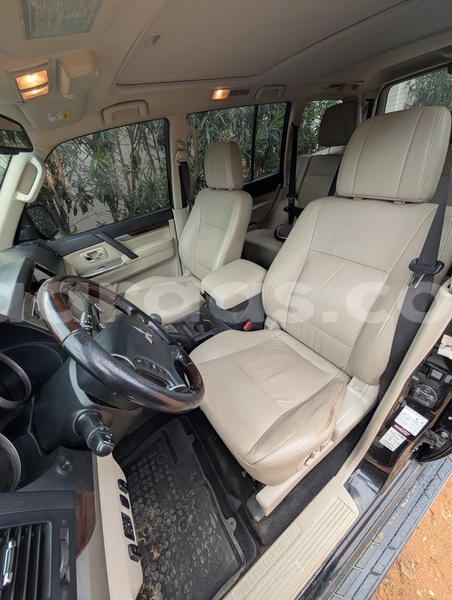 Big with watermark mitsubishi pajero dakar dakar 32262