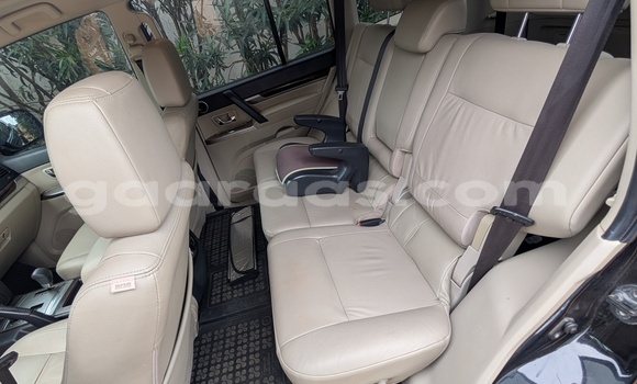 Acheter Occasion Voiture Mitsubishi Pajero Noir à Dakar, Dakar Acheter Occasion Voiture Mitsubishi Pajero Noir à Dakar, Dakar