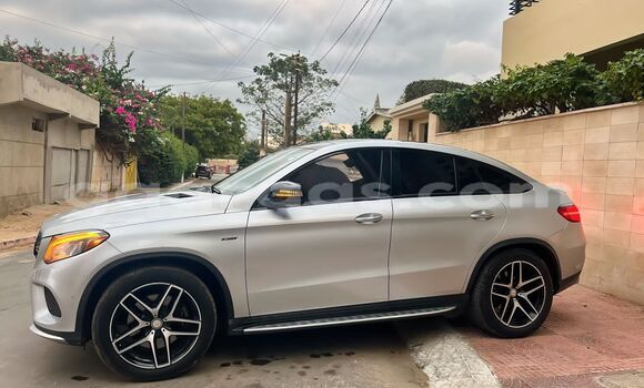 Acheter Occasion Voiture Mercedes‒Benz GLE Gris à Dakar, Dakar Acheter Occasion Voiture Mercedes‒Benz GLE Gris à Dakar, Dakar