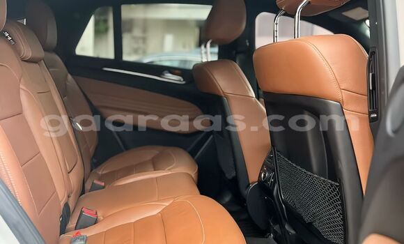 Acheter Occasion Voiture Mercedes‒Benz GLE Gris à Dakar, Dakar Acheter Occasion Voiture Mercedes‒Benz GLE Gris à Dakar, Dakar