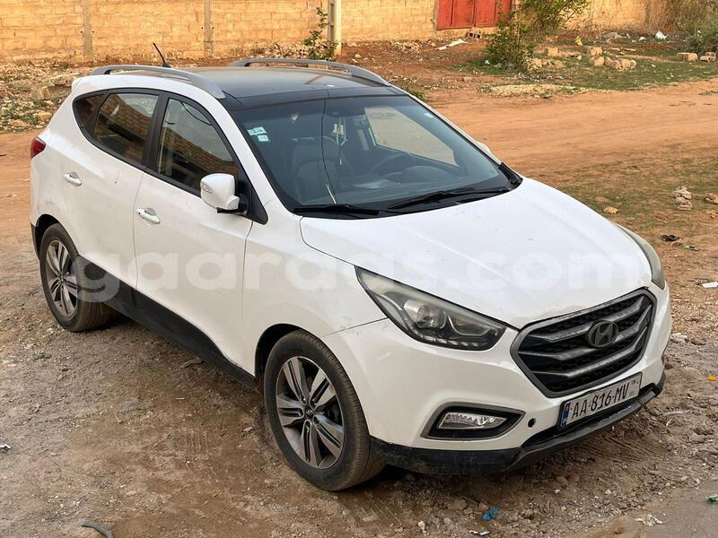 Big with watermark hyundai tucson region de thies thies 32267