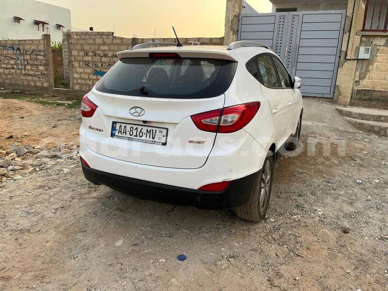 Big with watermark hyundai tucson region de thies thies 32267
