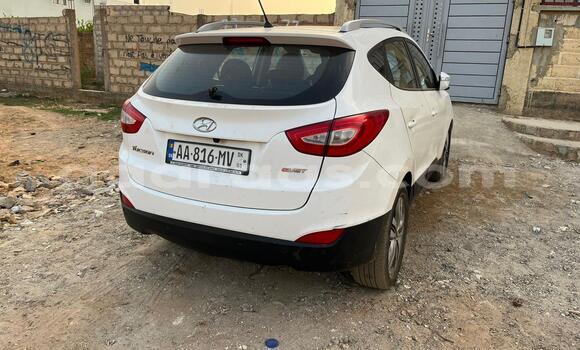 Acheter Occasion Voiture Hyundai Tucson Blanc à Thiès, Région de Thiès Acheter Occasion Voiture Hyundai Tucson Blanc à Thiès, Région de Thiès