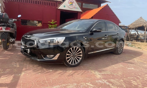 Buy Used Kia K7 Black Car in Dakar in Dakar