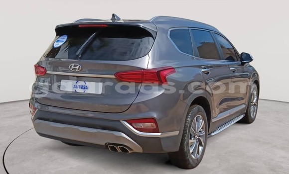 Acheter Occasion Voiture Hyundai Santa Fe Gris de fer à Dakar, Dakar Acheter Occasion Voiture Hyundai Santa Fe Gris de fer à Dakar, Dakar