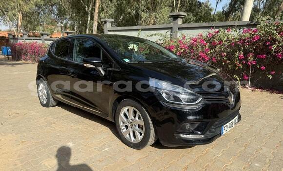 Acheter Occasion Voiture Renault Clio Noir à Mbour, Thies