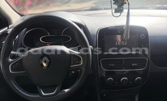 Acheter Occasion Voiture Renault Clio Noir à Mbour, Thies Acheter Occasion Voiture Renault Clio Noir à Mbour, Thies