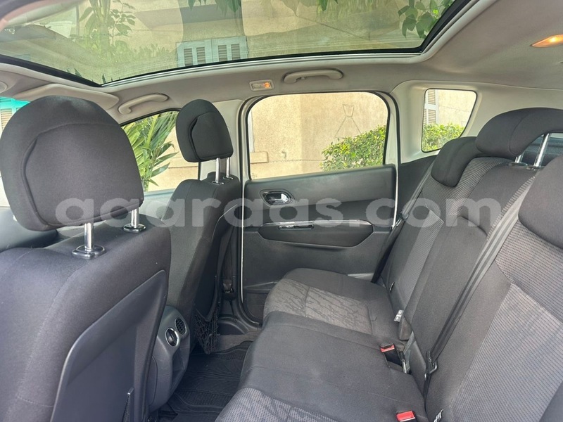 Big with watermark peugeot 3008 dakar dakar 32285