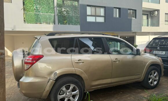 Acheter Occasion Voiture Toyota RAV4 Beige à Dakar, Dakar Acheter Occasion Voiture Toyota RAV4 Beige à Dakar, Dakar