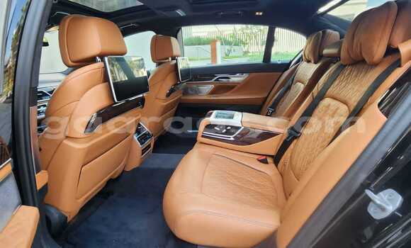 Acheter Import Voiture BMW 7-Series Noir à Import - Dubai, Diourbel Acheter Import Voiture BMW 7-Series Noir à Import - Dubai, Diourbel