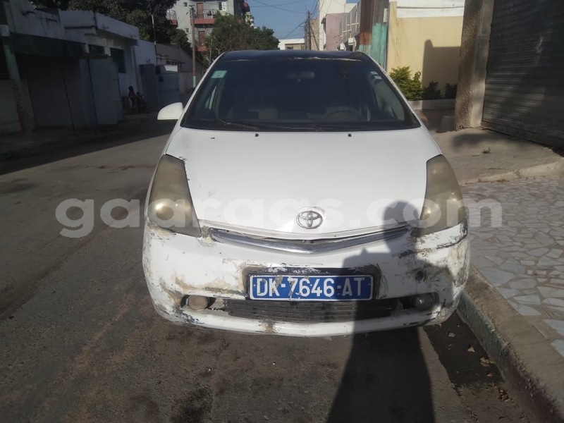 Big with watermark toyota prius dakar dakar 32417