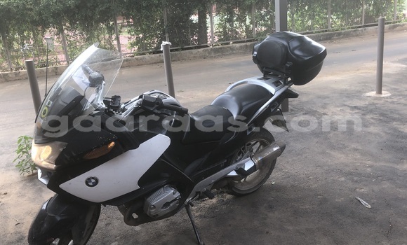 Dieundeu Occasion BMW R 1200 Blanc Bike in Dakar in Dakar Dieundeu Occasion BMW R 1200 Blanc Bike in Dakar in Dakar