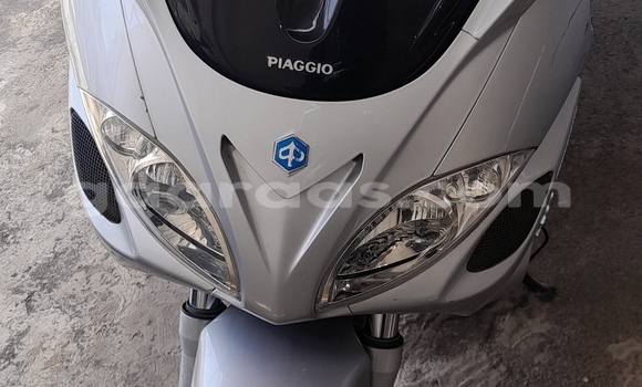 Acheter Occasion Moto Piaggio X9 Gris à Dakar, Dakar