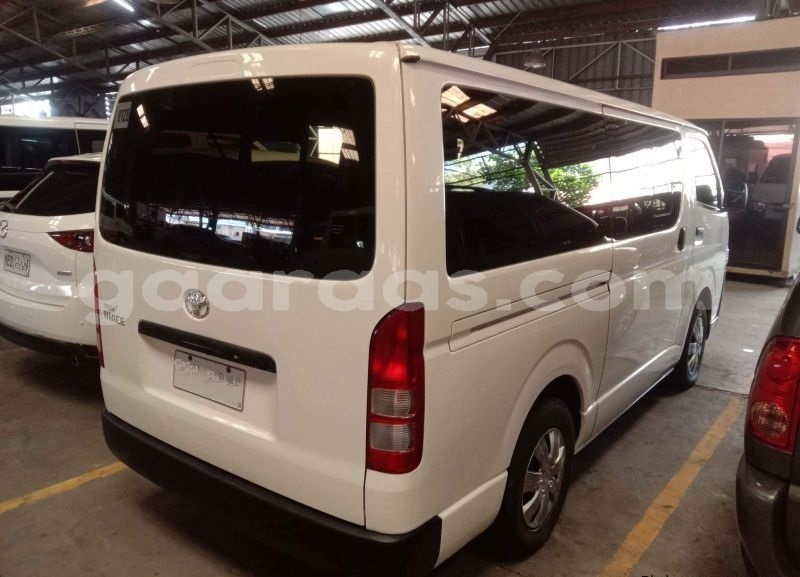 Big with watermark toyota hiace dakar dakar 32503