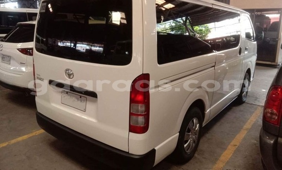 Acheter Occasion Voiture Toyota Hiace Blanc à Dakar, Dakar Acheter Occasion Voiture Toyota Hiace Blanc à Dakar, Dakar