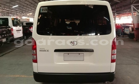 Acheter Occasion Voiture Toyota Hiace Blanc à Dakar, Dakar Acheter Occasion Voiture Toyota Hiace Blanc à Dakar, Dakar