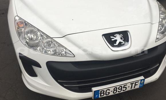 Buy Import Peugeot 308 White Car in Dakar in Dakar Buy Import Peugeot 308 White Car in Dakar in Dakar