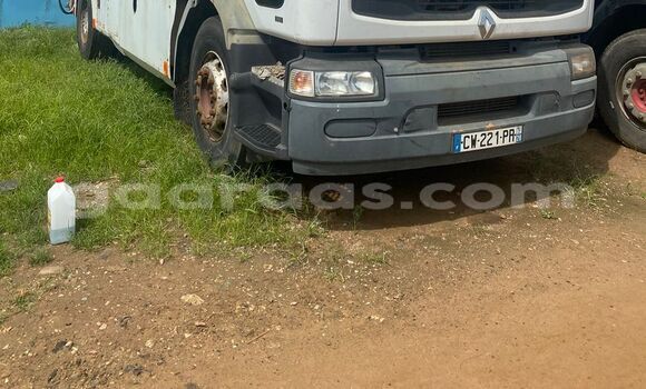 Acheter Import Voiture Renault 10 Blanc à Rufisque, Dakar Acheter Import Voiture Renault 10 Blanc à Rufisque, Dakar