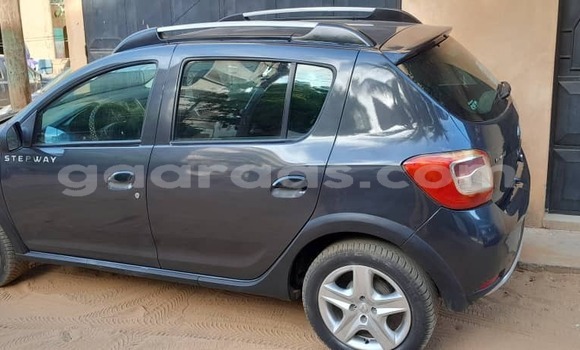 Buy Used Renault Sandero Black Car in Dakar in Dakar