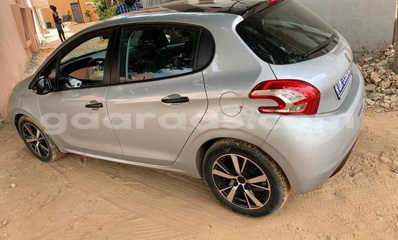 Acheter Occasion Voiture Peugeot 208 Gris à Dakar, Dakar Acheter Occasion Voiture Peugeot 208 Gris à Dakar, Dakar